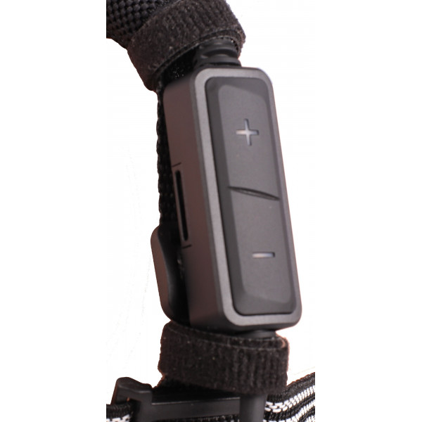 M Tiger Sports SUPERION – 6200 lumen, fjärrkontrollen som reglerar ljuset M Tiger Sports SUPERION – 6200 lumen, fjärrkontrollen som reglerar ljuset