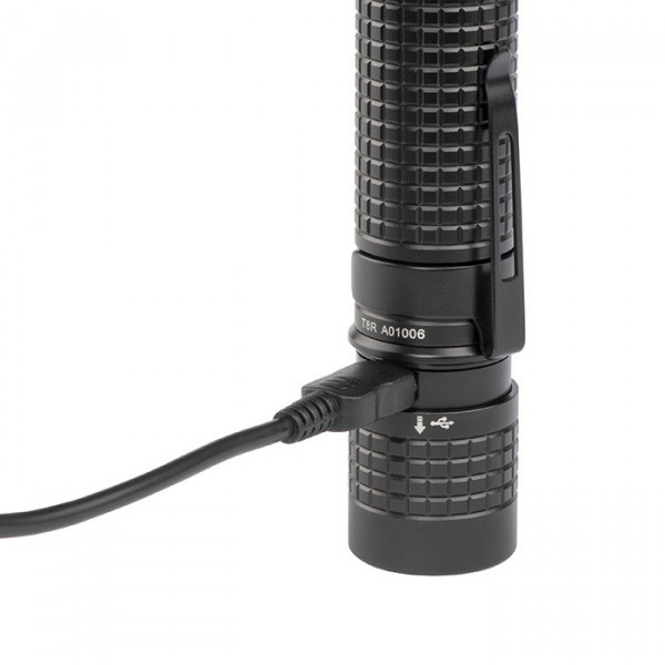 INOVA® T8R™ PowerSwitch™ Laddningsbar ficklampa INOVA® T8R™ PowerSwitch™ Laddningsbar ficklampa