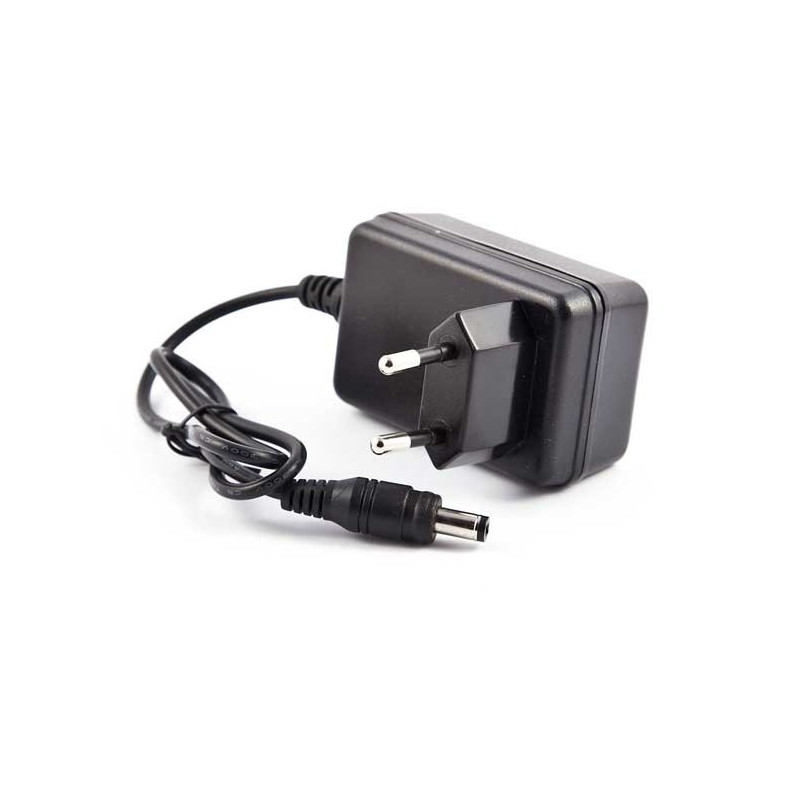 M Tiger Sports 230V-laddare till 8,4V-batterier M Tiger Sports 230V-laddare till 8,4V-batterier