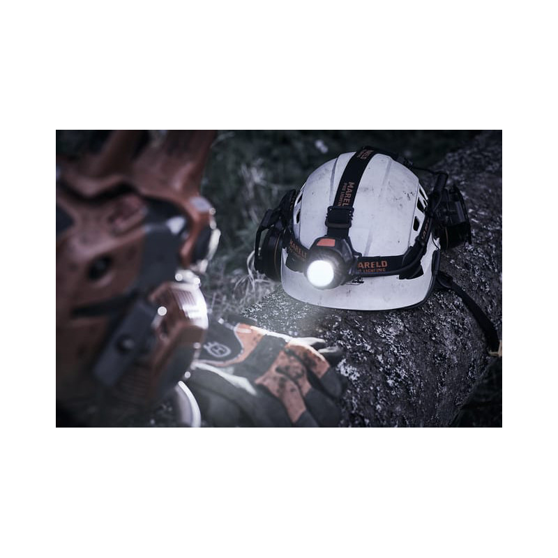 på hjälm på hjälm