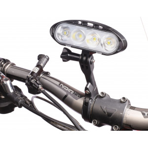 M Tiger Hyperion på cykelstyret